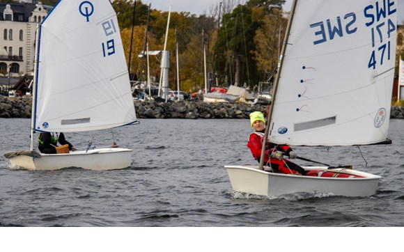 Träning i Saltsjöbaden - Optimist Blå (Höst)